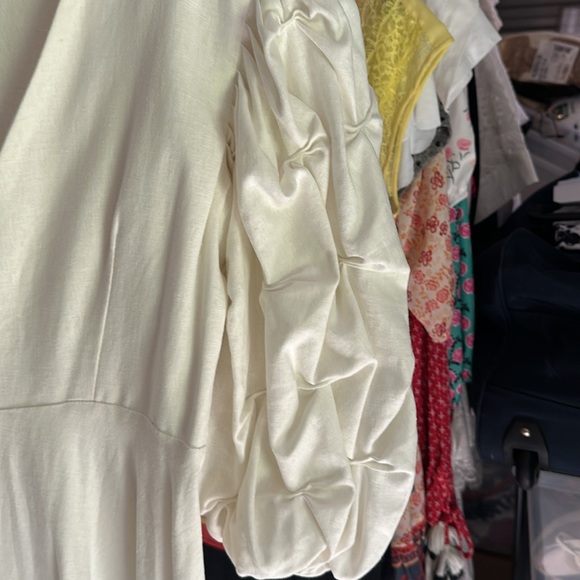 Eugenia Fernández Long Linen Dress - Picture 4 of 6